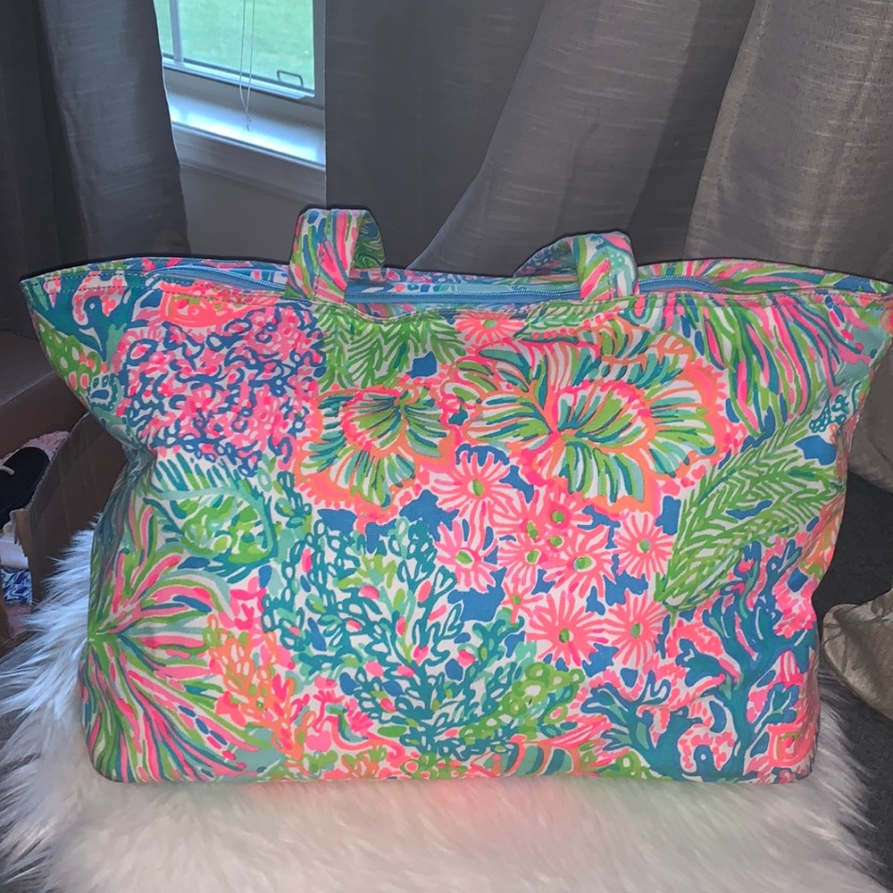 Lilly Pulitzer Extra large duffel bag